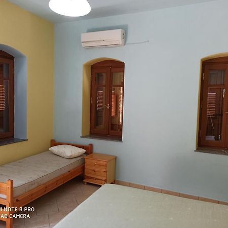 Giannis Apartments By Climbing House Panormos  Extérieur photo