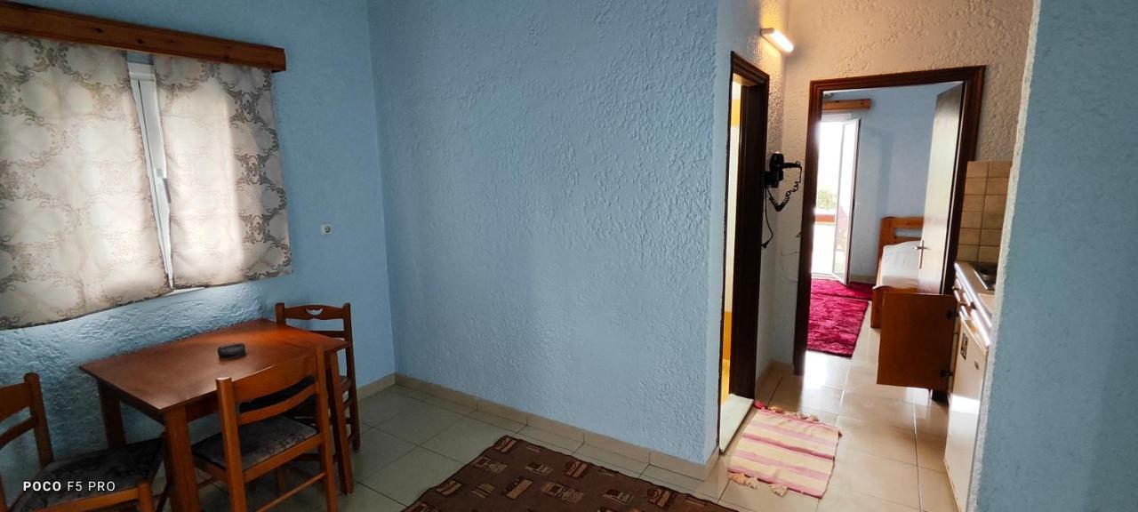 Giannis Apartments By Climbing House Panormos  Extérieur photo
